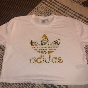 Adidas T-shirt